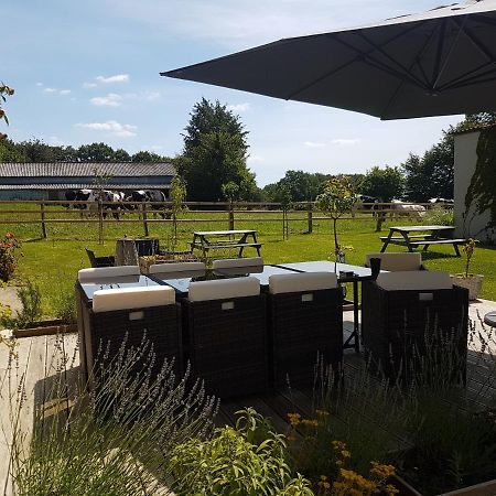 La Bastide Du Bonheur Chambres Et Tables D'Hotes Ger  Экстерьер фото